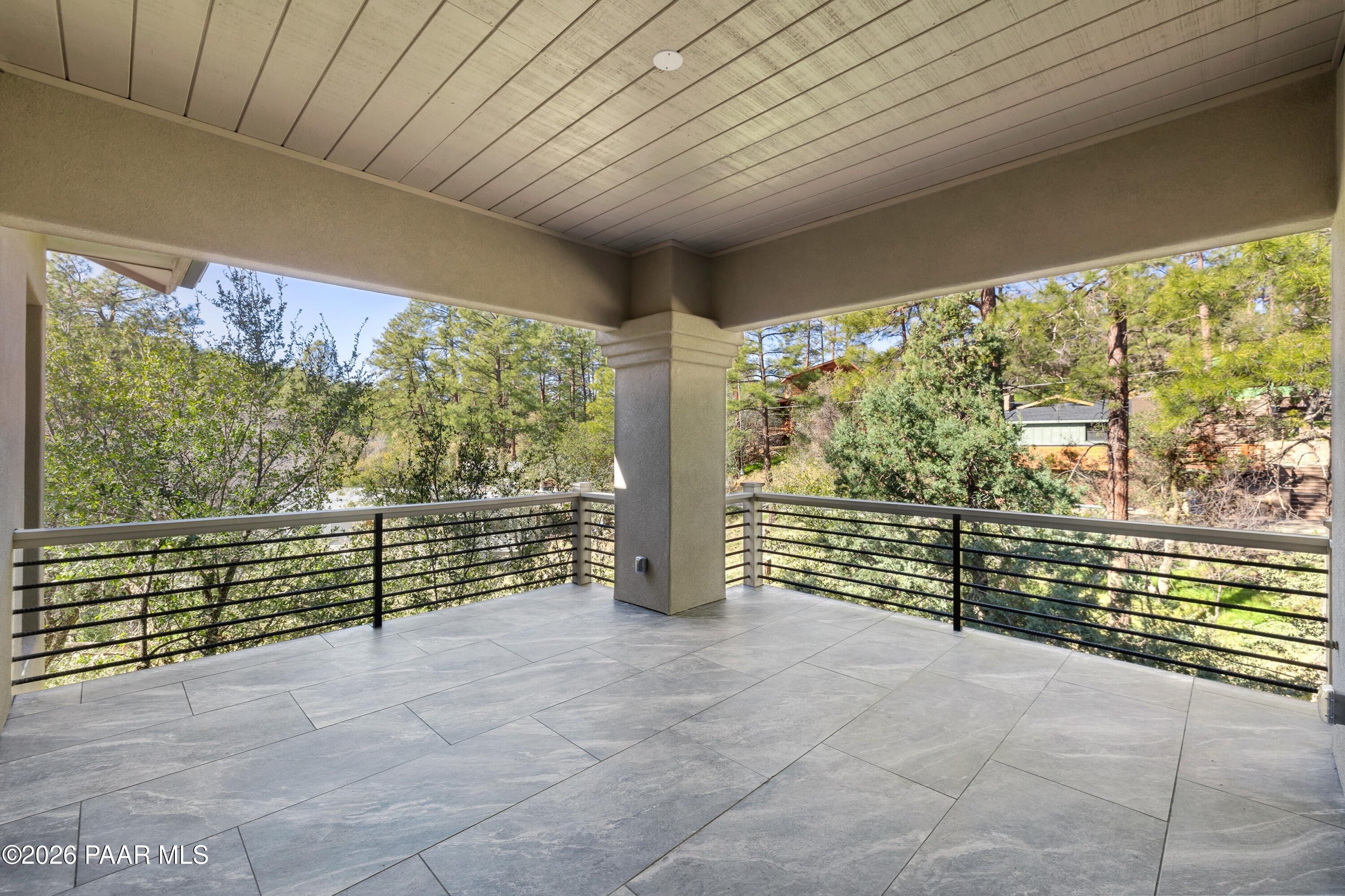 625 Aspen Way Prescott, AZ 86303 - Photo 32 of 48 032_covered patio area
