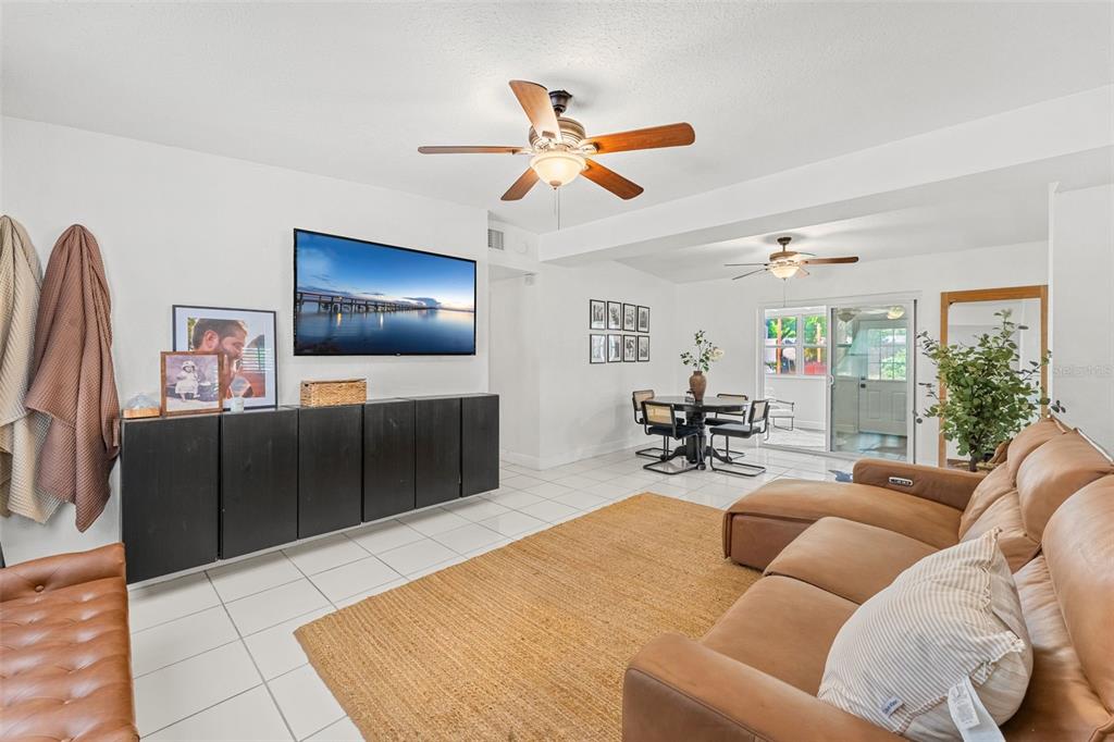 175 Grace Boulevard Altamonte Springs, FL 32714 - Photo 7 of 39