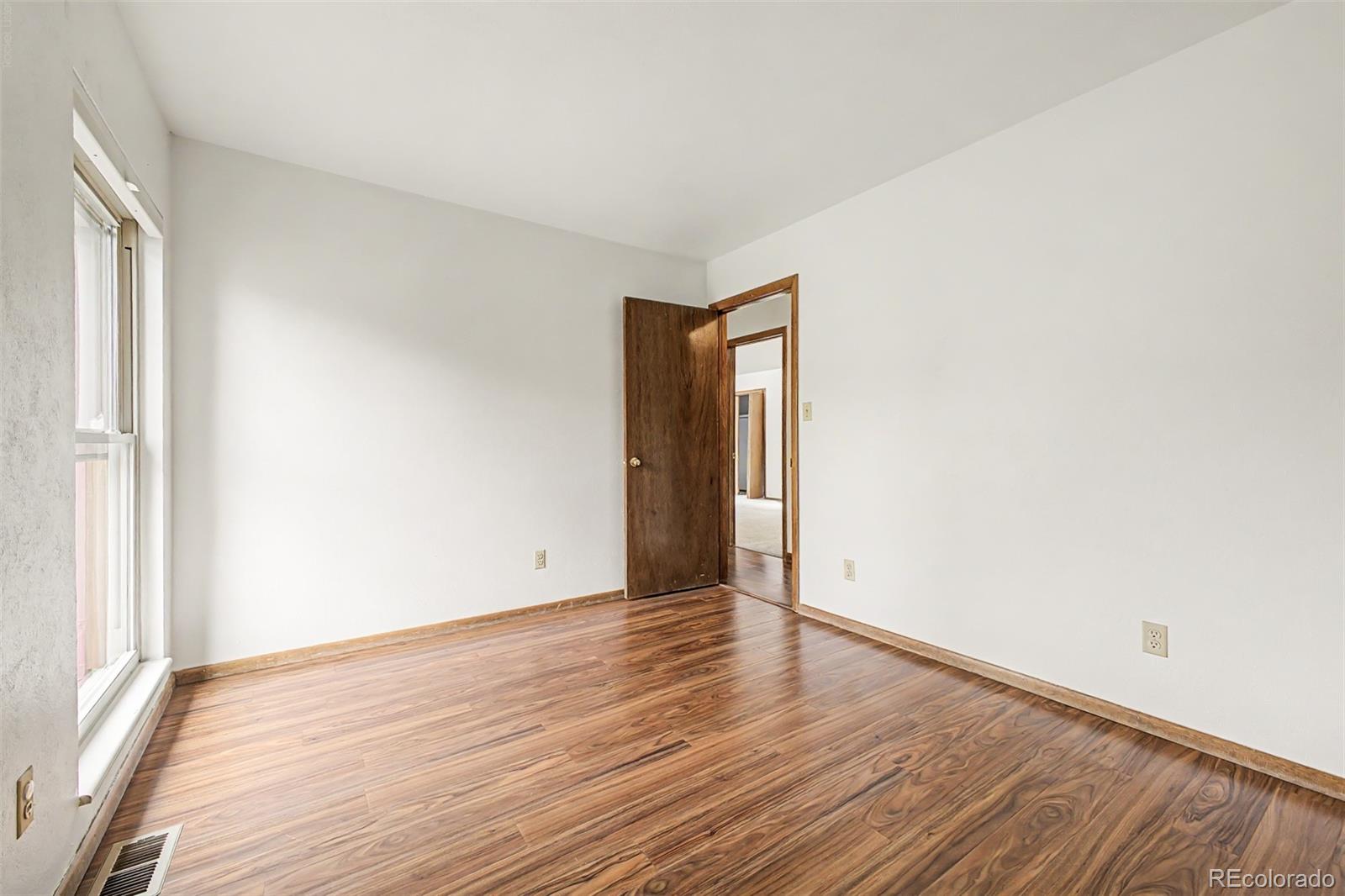 29526 Bronco Road Evergreen, CO 80439 - Photo 15 of 39