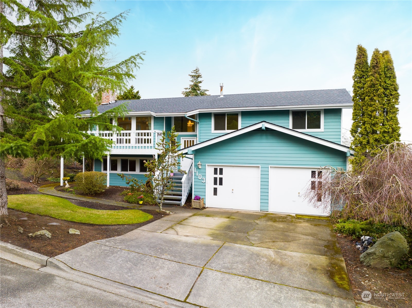1103 North Waugh Road Mount Vernon, WA 98273 - Photo 1 of 38 Gallery Image 1
