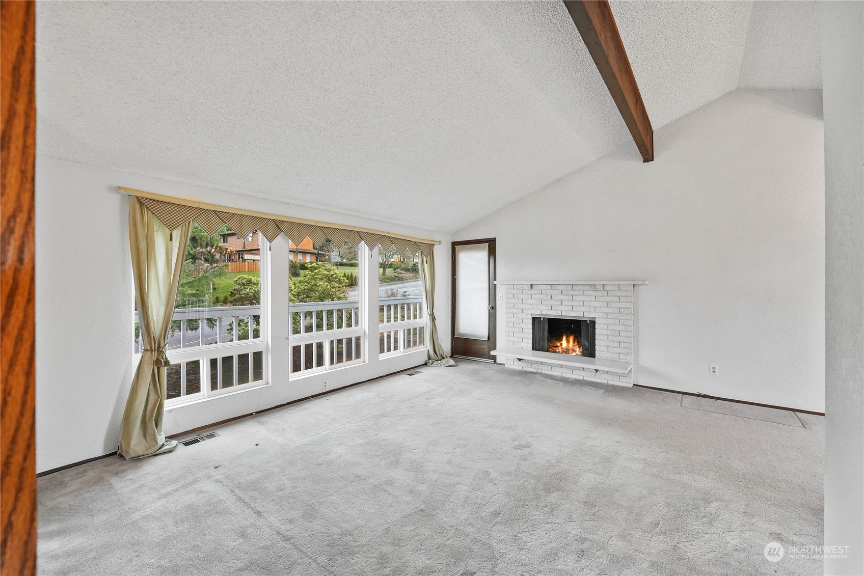 1103 North Waugh Road Mount Vernon, WA 98273 - Photo 3 of 38 Gallery Image 3