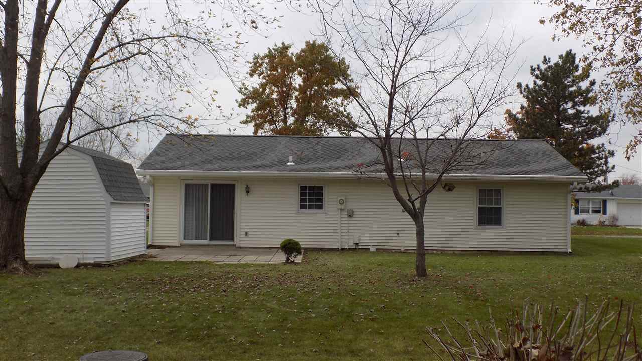 121 Bellmont Boulevard Decatur, IN 46733 - Photo 2 of 27