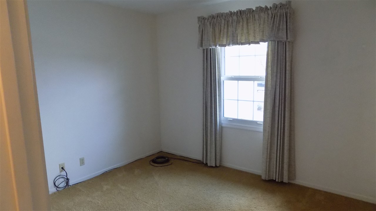 121 Bellmont Boulevard Decatur, IN 46733 - Photo 18 of 27