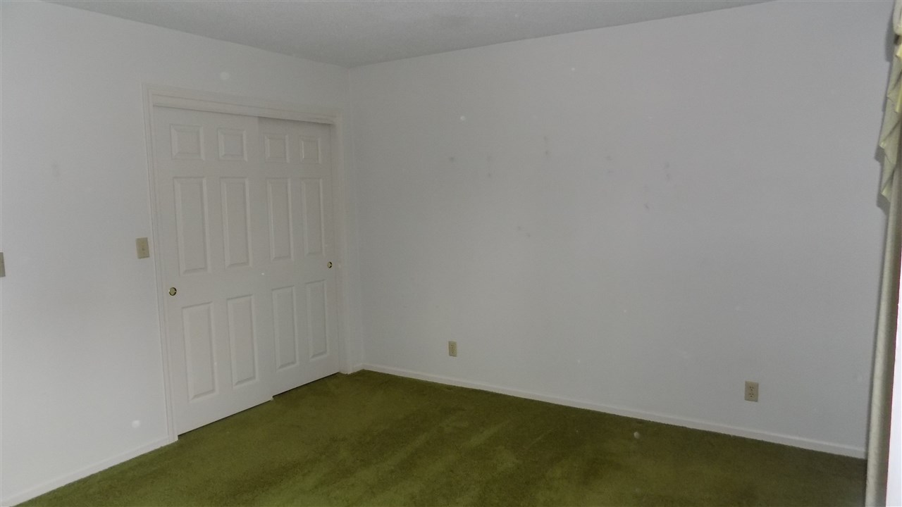 121 Bellmont Boulevard Decatur, IN 46733 - Photo 23 of 27