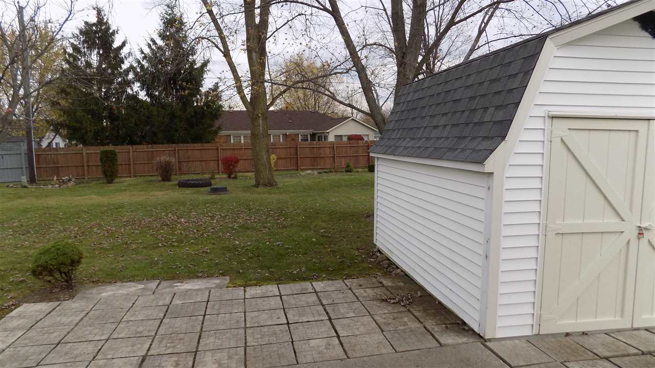 121 Bellmont Boulevard Decatur, IN 46733 - Photo 4 of 27