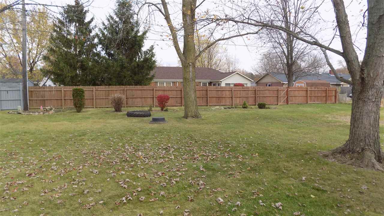 121 Bellmont Boulevard Decatur, IN 46733 - Photo 6 of 27