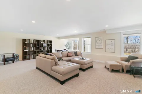 $650,000 | 158 Kyles Way, Unit 158, Shelton, CT 06484