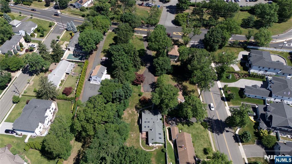 38 B West Ridgewood Avenue Paramus, NJ 07652 - Photo 13 of 15