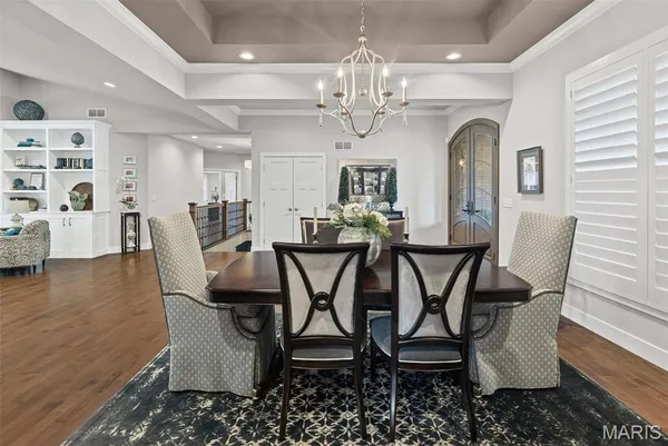 $1,100,000 | 4715 Richland Woods Court, Alton, IL 62002