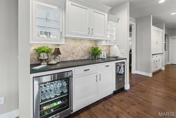 $1,100,000 | 4715 Richland Woods Court, Alton, IL 62002