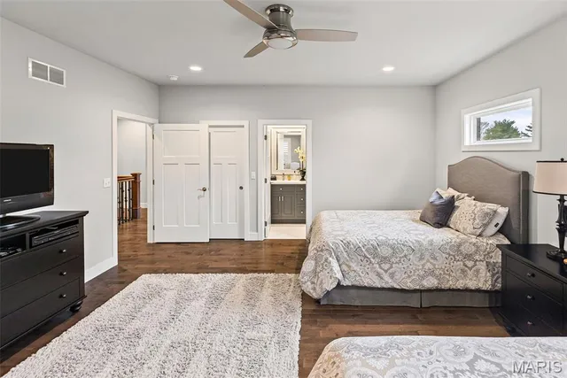 $1,200,000 | 4715 Richland Woods Court, Alton, IL 62002