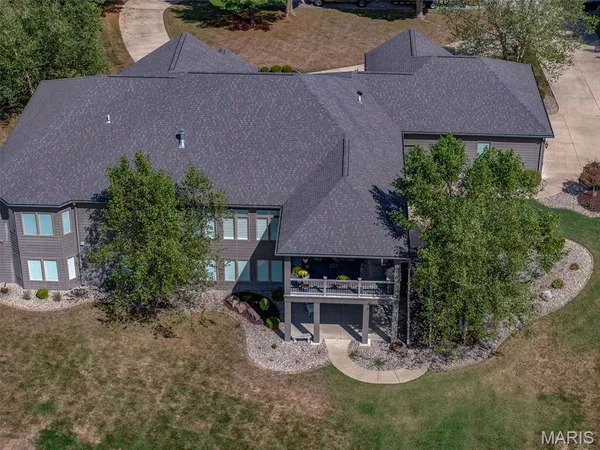 $1,100,000 | 4715 Richland Woods Court, Alton, IL 62002
