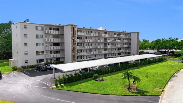 $119,900 | 4210 Ironwood Circle, Unit 403J, Bradenton, FL 34209