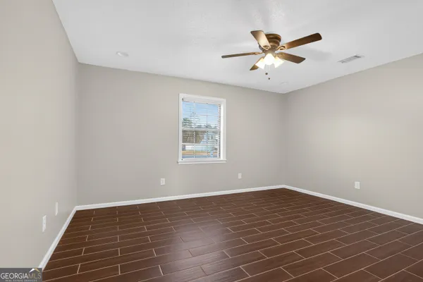 $297,900 | 185 Pierce Street, Jesup, GA 31545