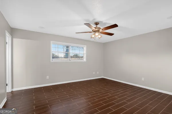 $297,900 | 185 Pierce Street, Jesup, GA 31545