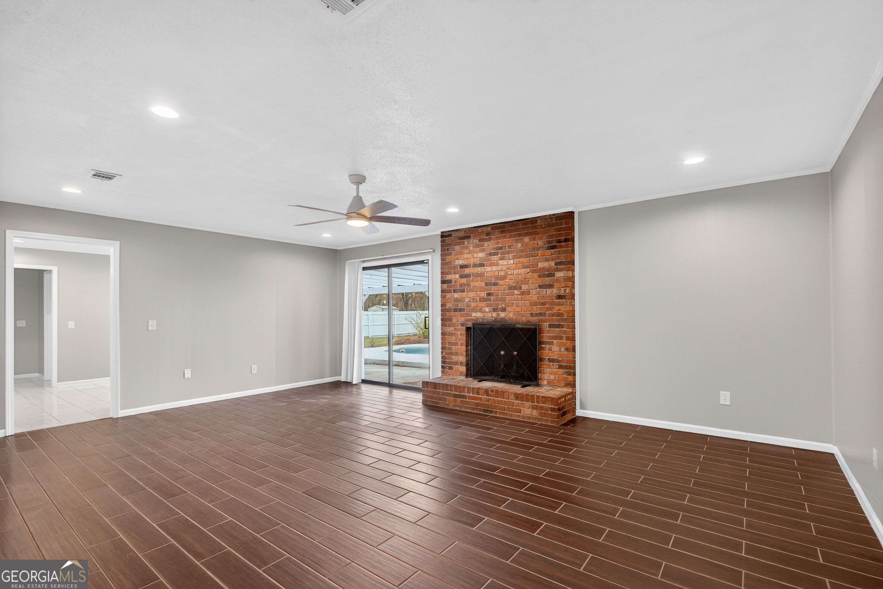 185 Pierce Street Jesup, GA 31545 - Photo 28 of 39