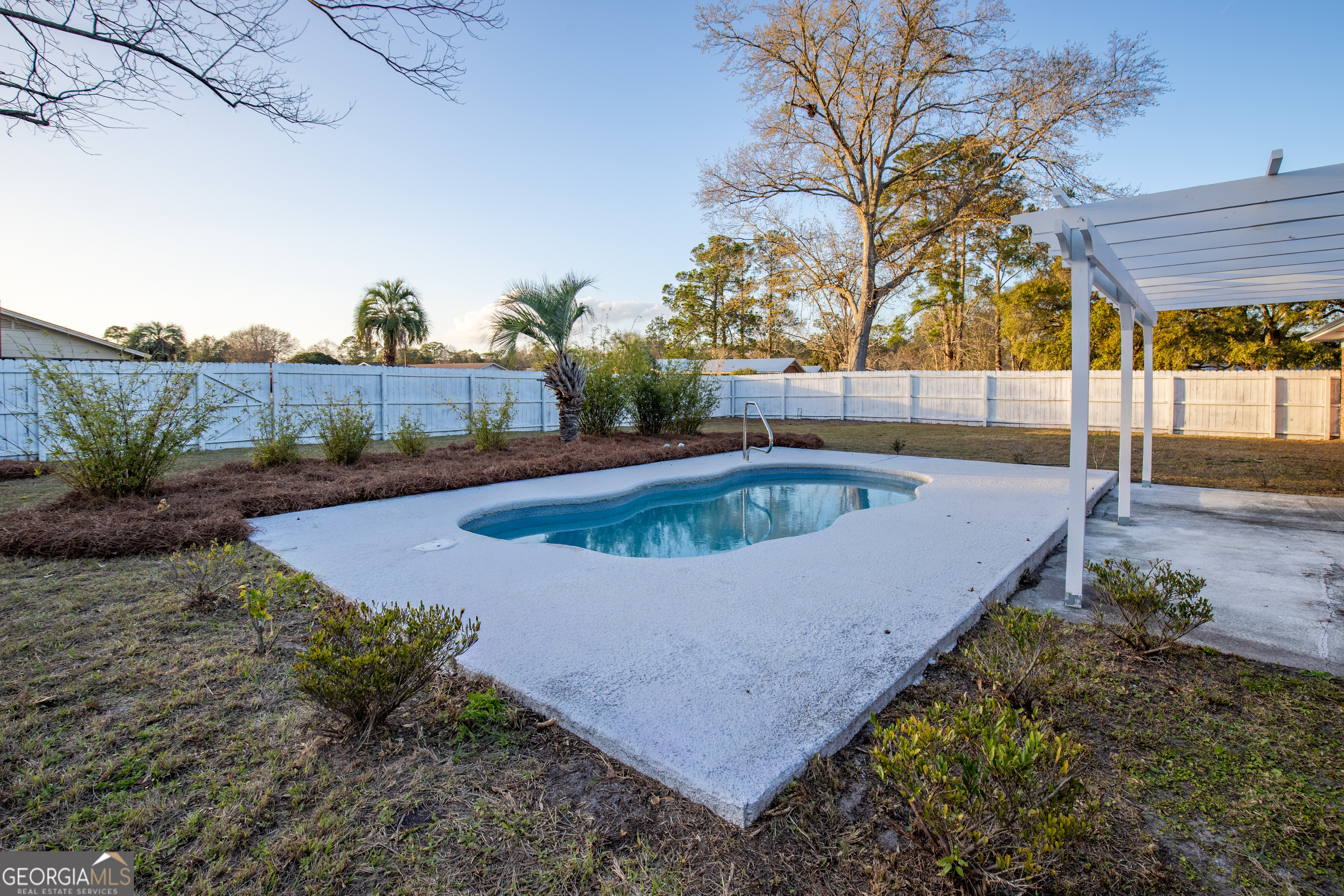 185 Pierce Street Jesup, GA 31545 - Photo 7 of 39