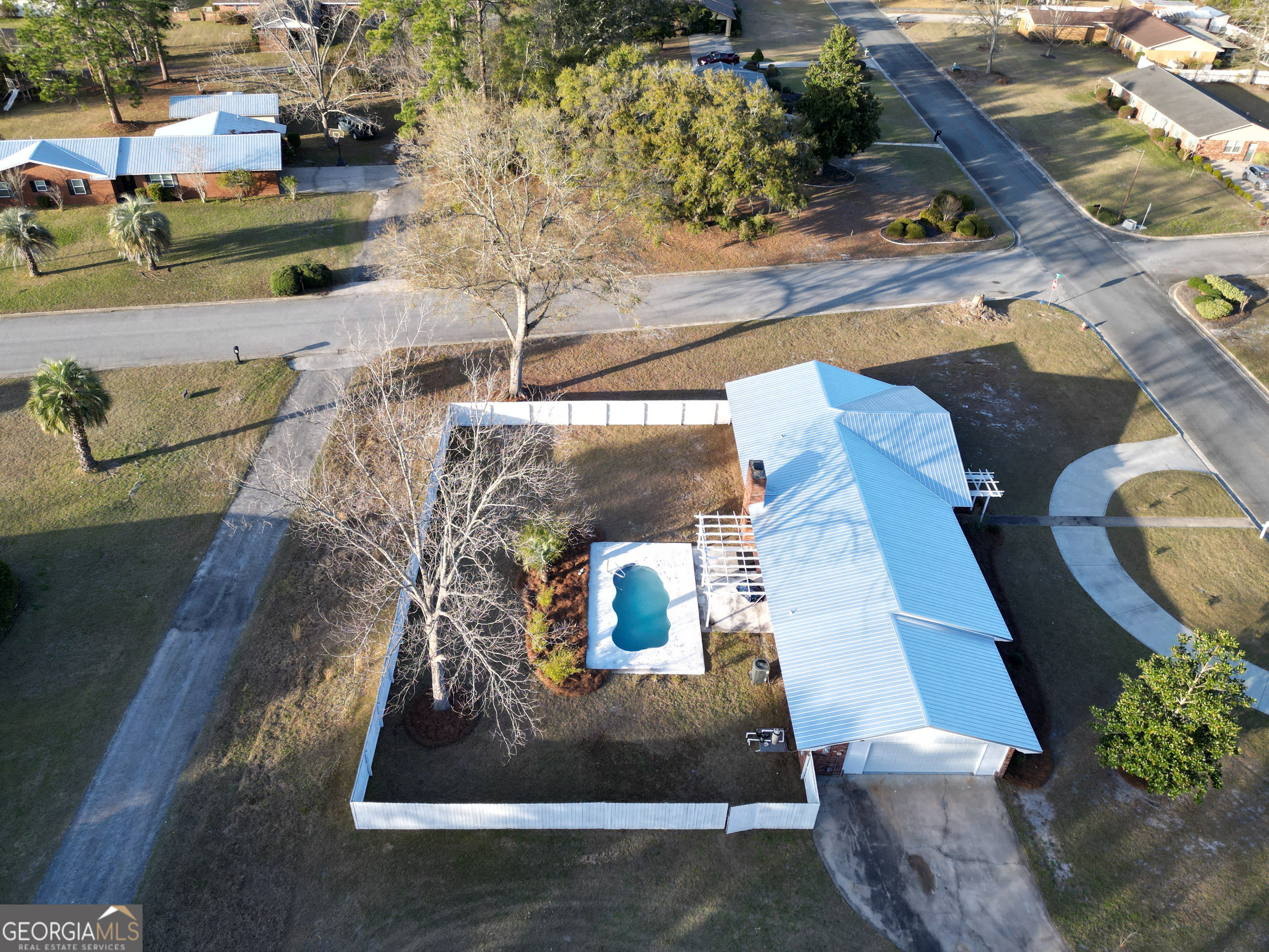 185 Pierce Street Jesup, GA 31545 - Photo 8 of 39