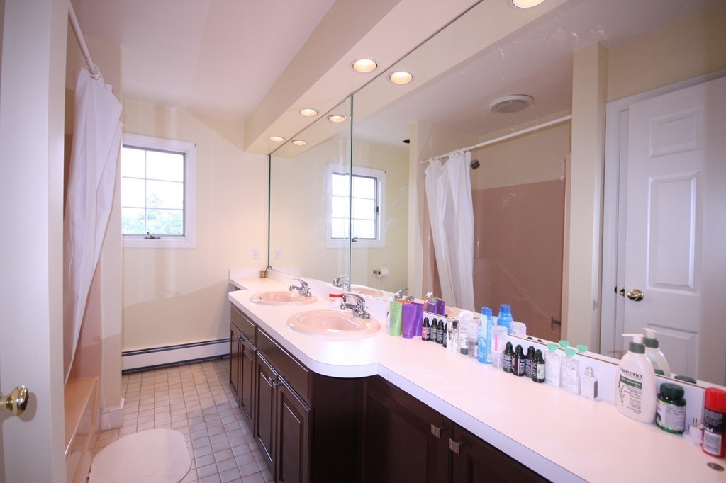 203 Gardiner Road Quincy, MA 02169 - Photo 13 of 14 Gallery Image 13