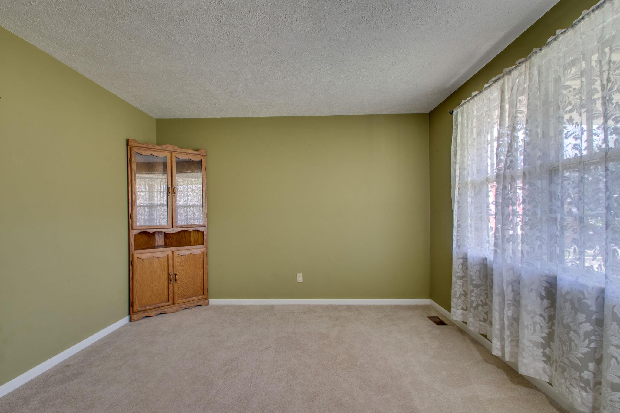 517 Ridgemont Drive Dickson, TN 37055 - Photo 13 of 27 Living Room with Double Window