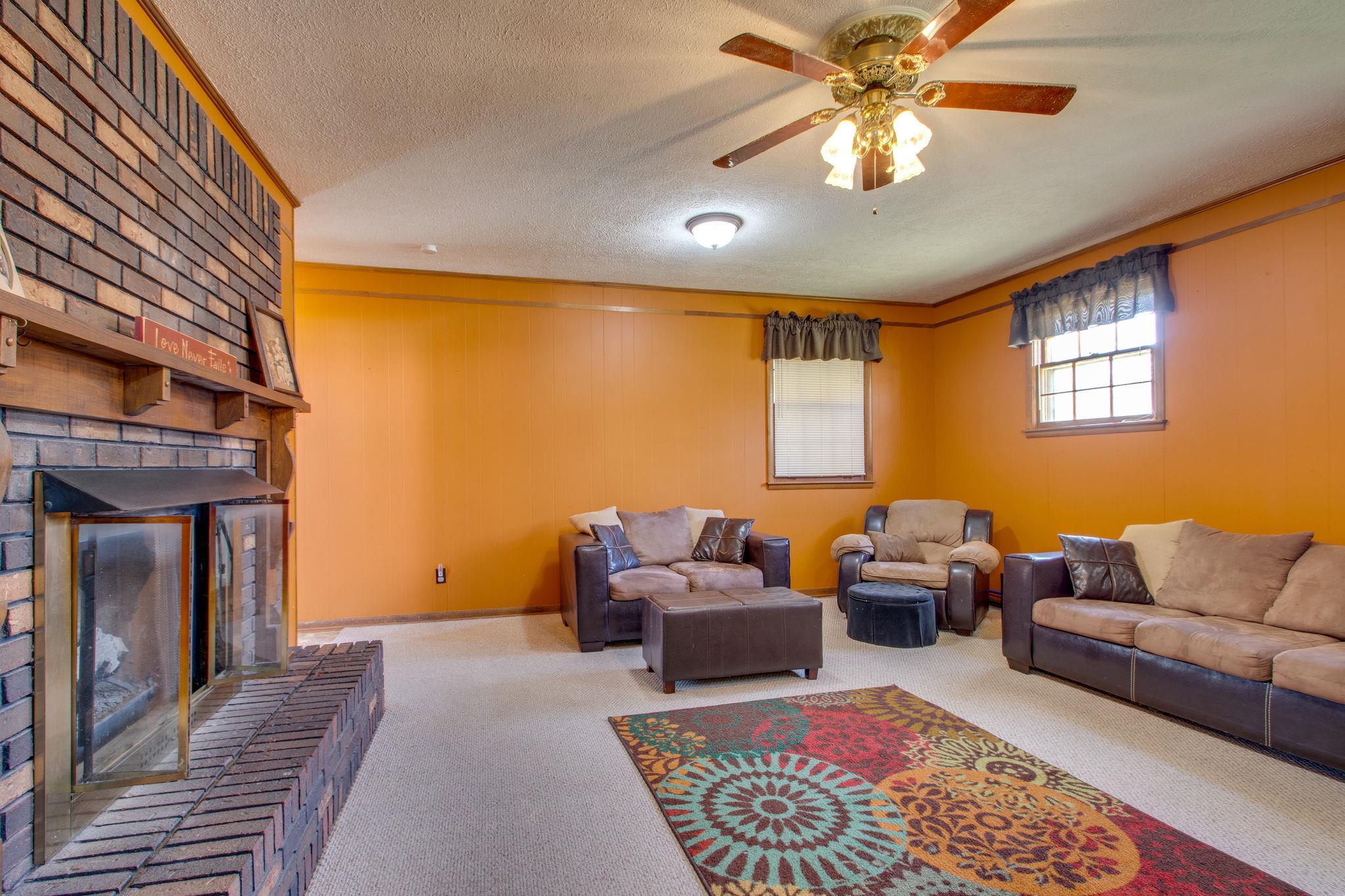 517 Ridgemont Drive Dickson, TN 37055 - Photo 17 of 27 Den with Fireplace