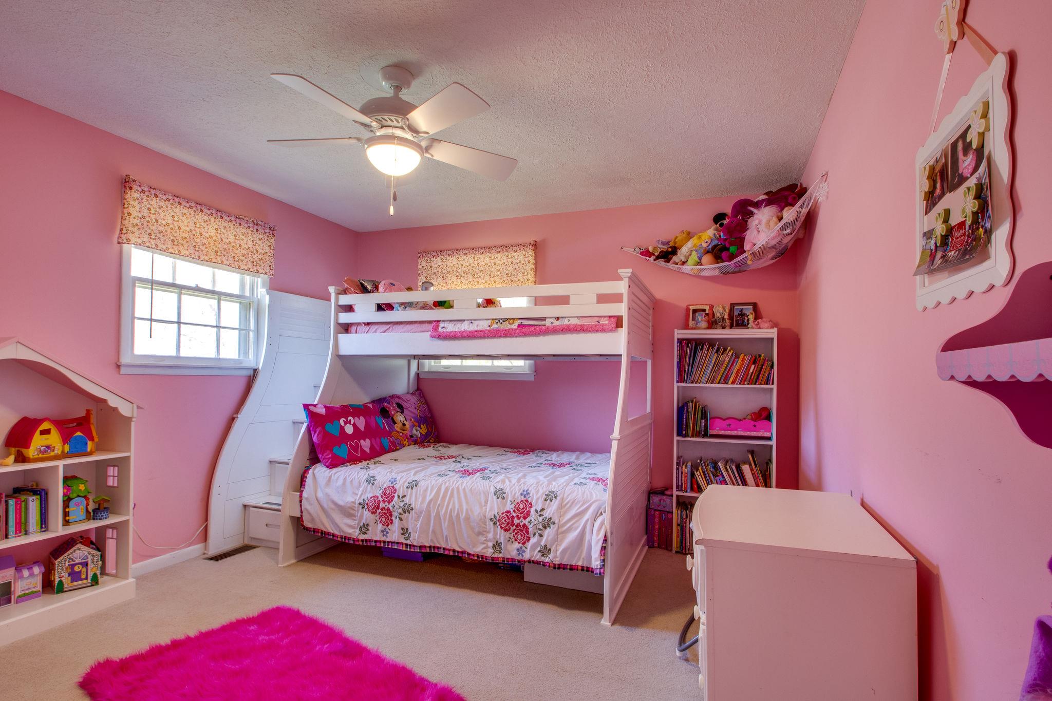 517 Ridgemont Drive Dickson, TN 37055 - Photo 20 of 27 Bedroom #3
