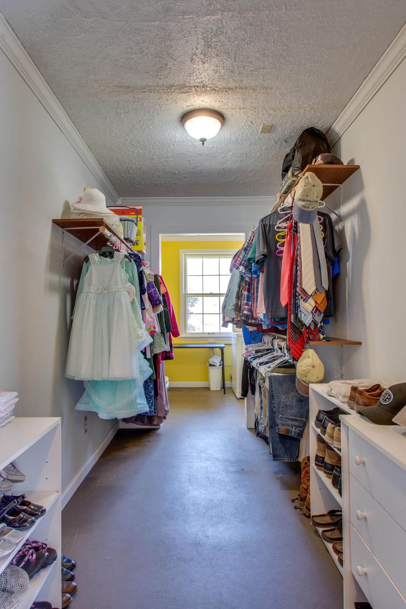517 Ridgemont Drive Dickson, TN 37055 - Photo 5 of 27 Master Walk Thru Closet