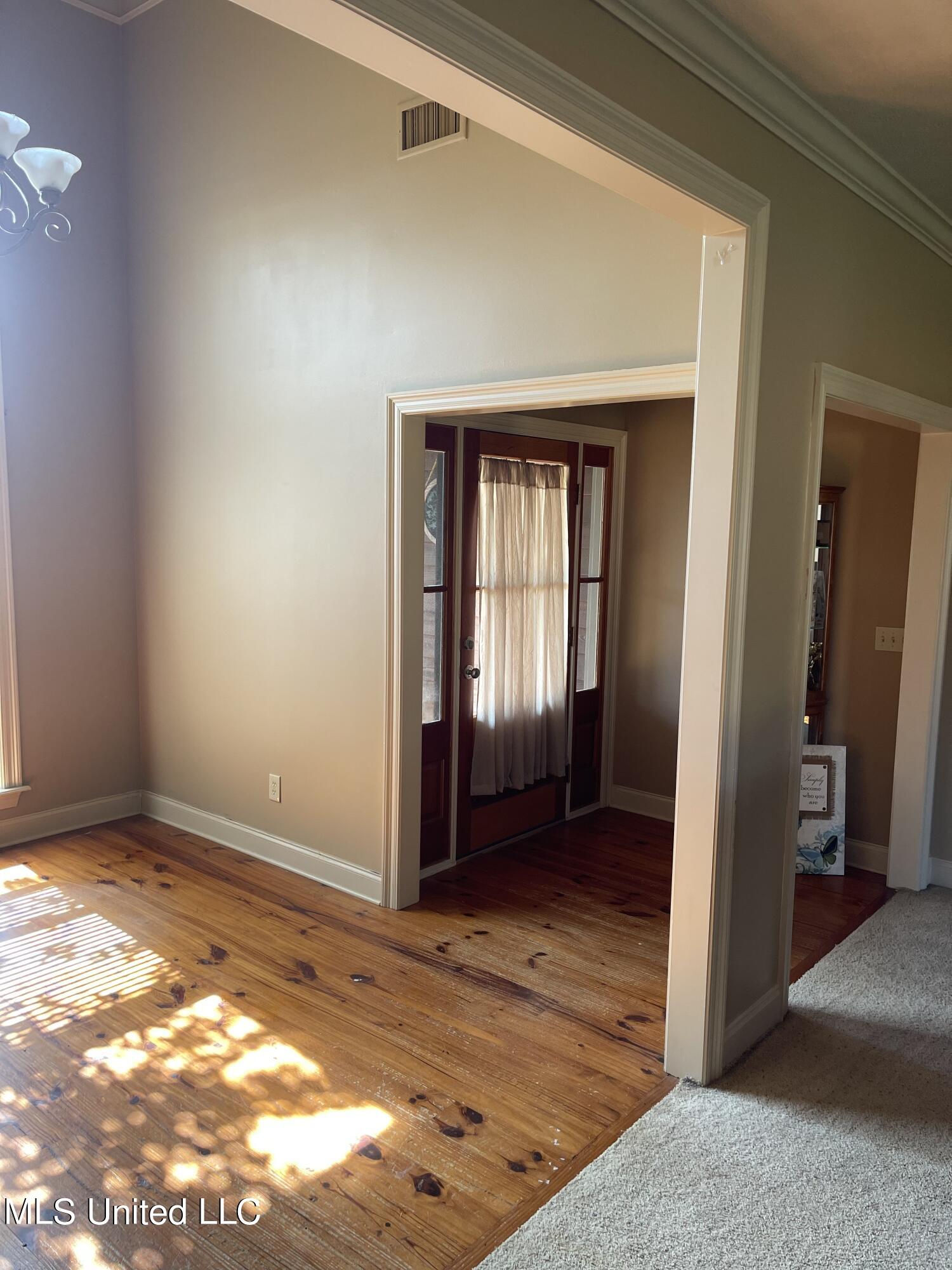 211 Copper Ridge Way Florence, MS 39073 - Photo 5 of 20 IMG_1801