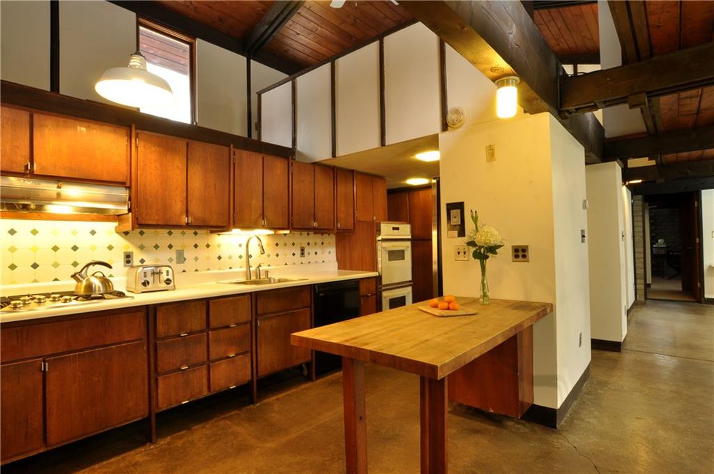 4133 Deer Run Road Allison Park, PA 15101 - Photo 8 of 25 Gallery Image 8