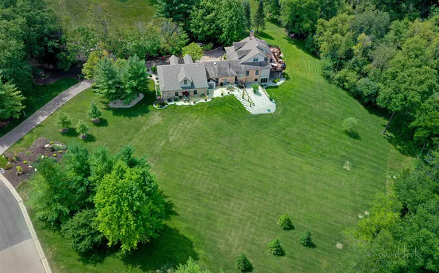 $1,695,000 | 200 Sioux Ct., Galena, IL 61036