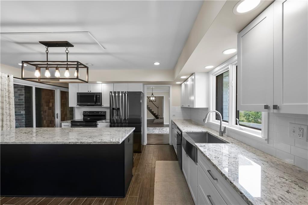 1901 Moffet Road St. Joseph, MO 64507 - Photo 11 of 48