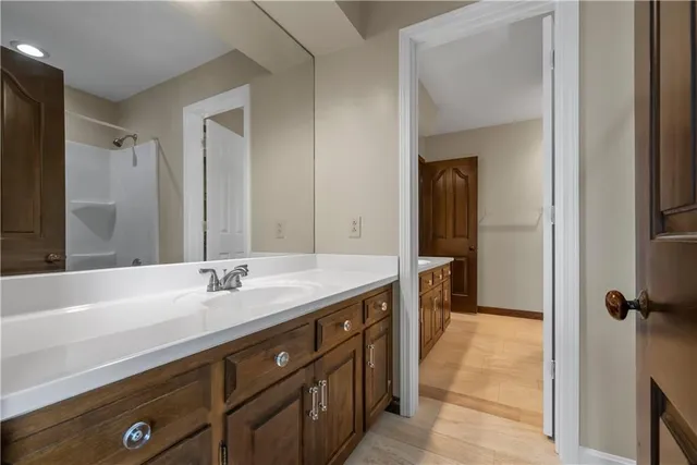 $790,000 | 1901 Moffet Road, St. Joseph, MO 64507