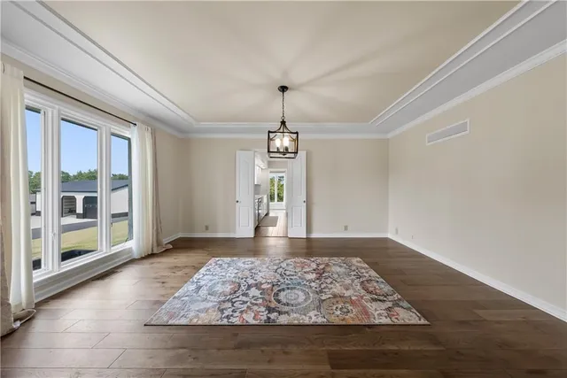 $1,149,999 | 1901 Moffet Road, St. Joseph, MO 64507