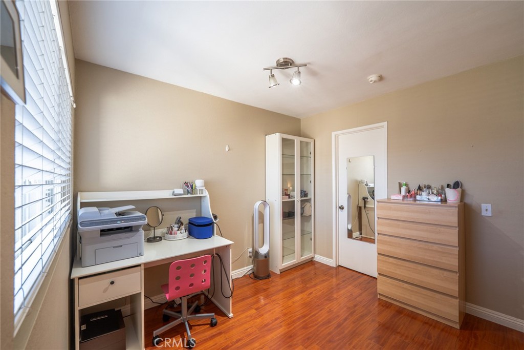 45 Oval Irvine, CA 92604 - Photo 19 of 40