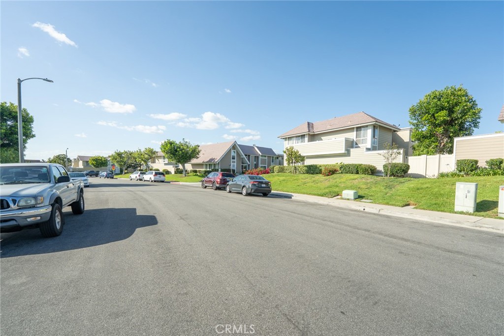 45 Oval Irvine, CA 92604 - Photo 34 of 40