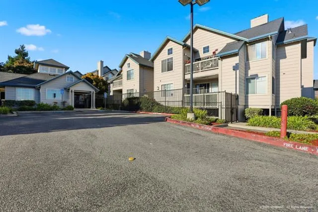 $699,000 | 1400 El Camino Real, Unit 122, South San Francisco, CA 94080