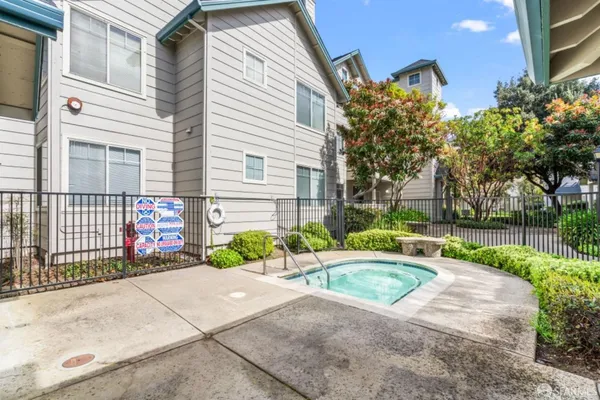 $650,000 | 1400 El Camino Real, Unit 122, South San Francisco, CA 94080