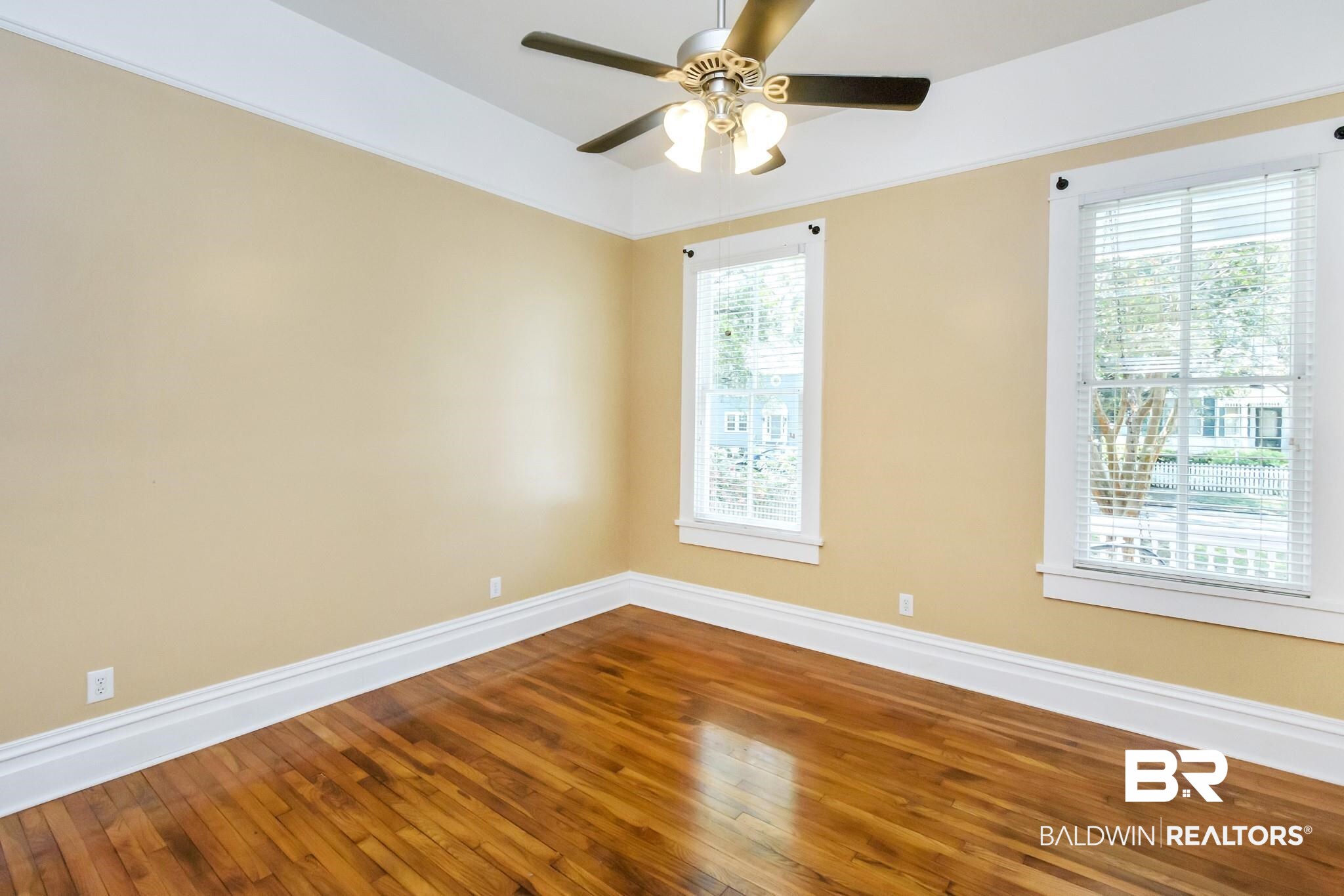 301 South Ann Street Mobile, AL 36604 - Photo 9 of 31