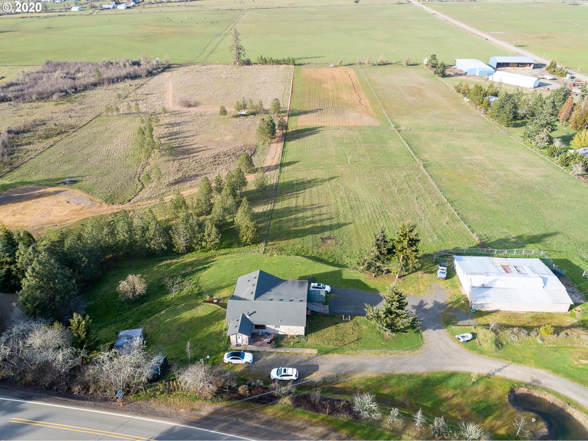 2358 South Side Road Sutherlin, OR 97479 - Photo 1 of 32