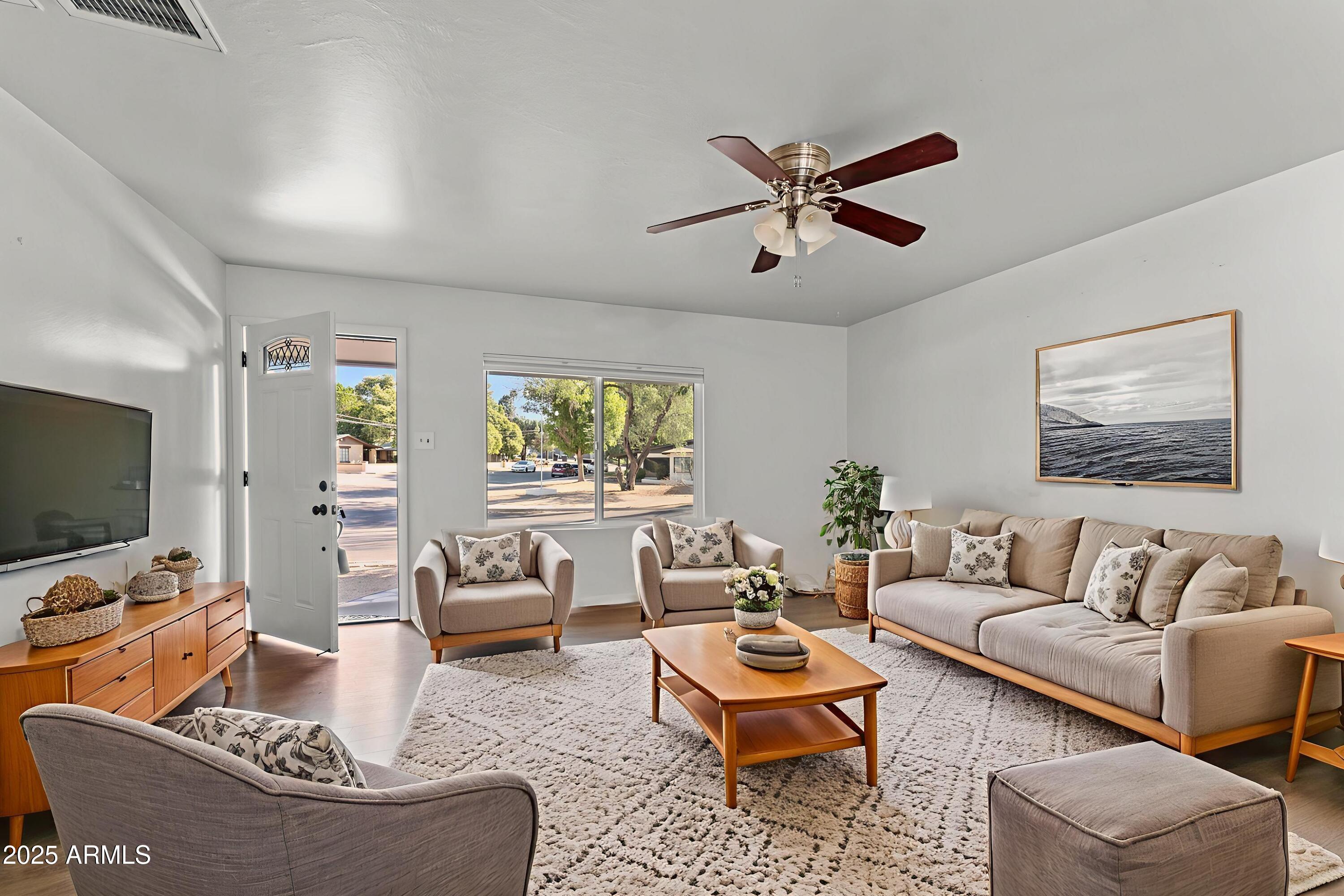 209 Sylvan Road Wickenburg, AZ 85390 - Photo 4 of 25 Virtual Staged Image Living Room2