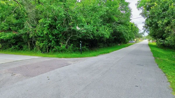 $79,000 | Tbd Tbd Avenue, Dickinson, TX 77539