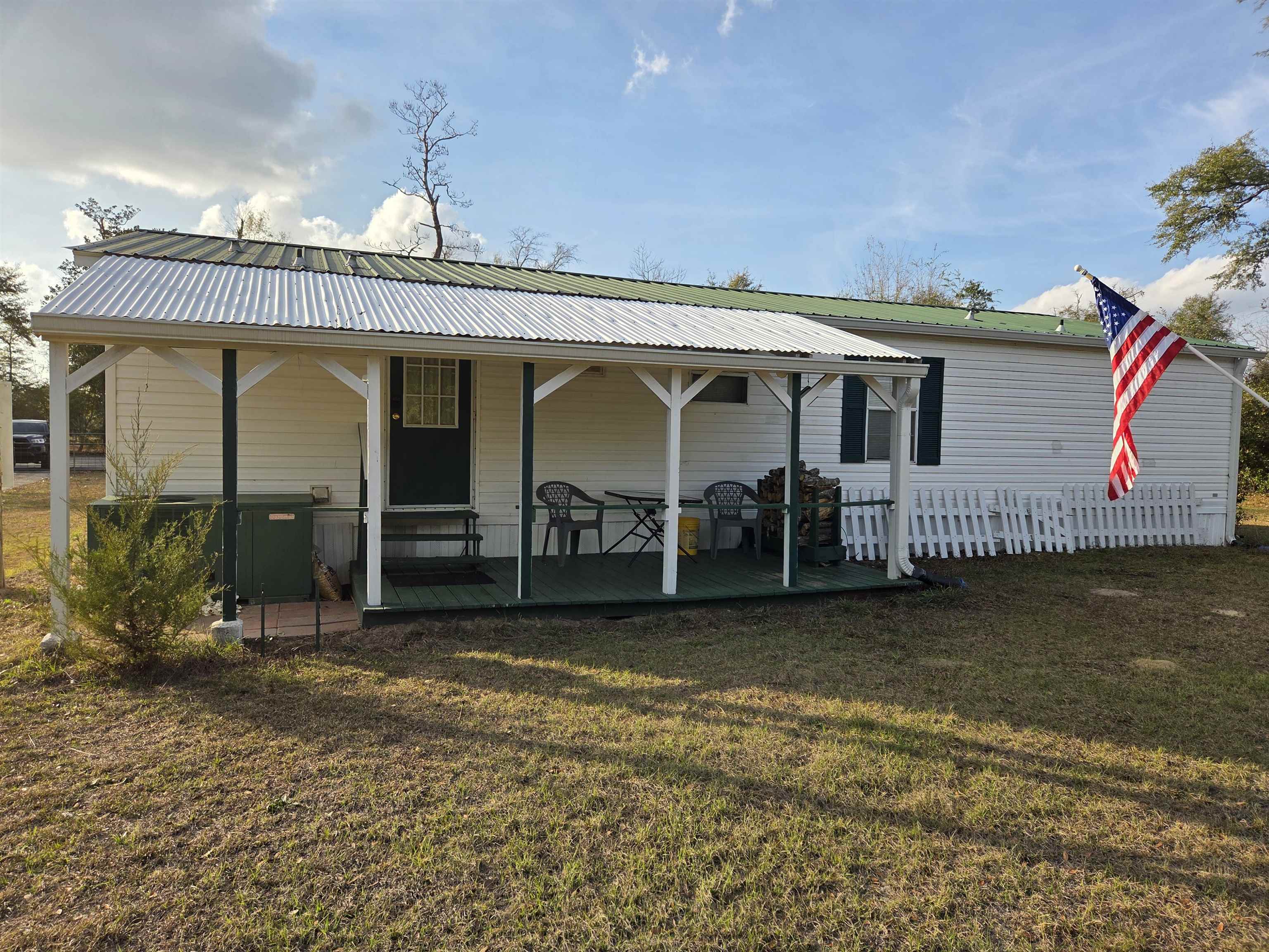 17305 Creek Road Clarksville, FL 32430 - Photo 4 of 17