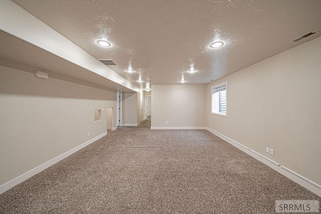 2735 North Waverly Road Idaho Falls, ID 83401 - Photo 38 of 64