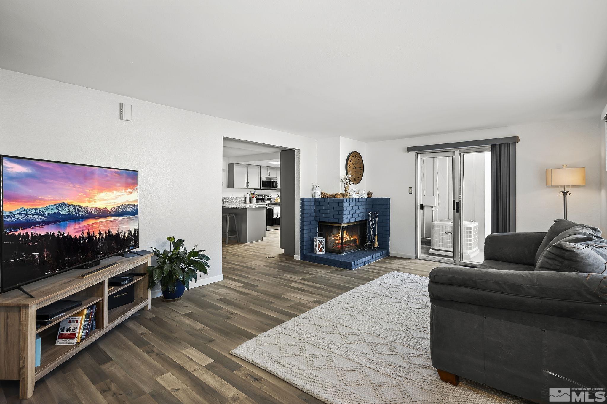 7612 Jimson Drive Reno, NV 89511 - Photo 4 of 18 Photo 4