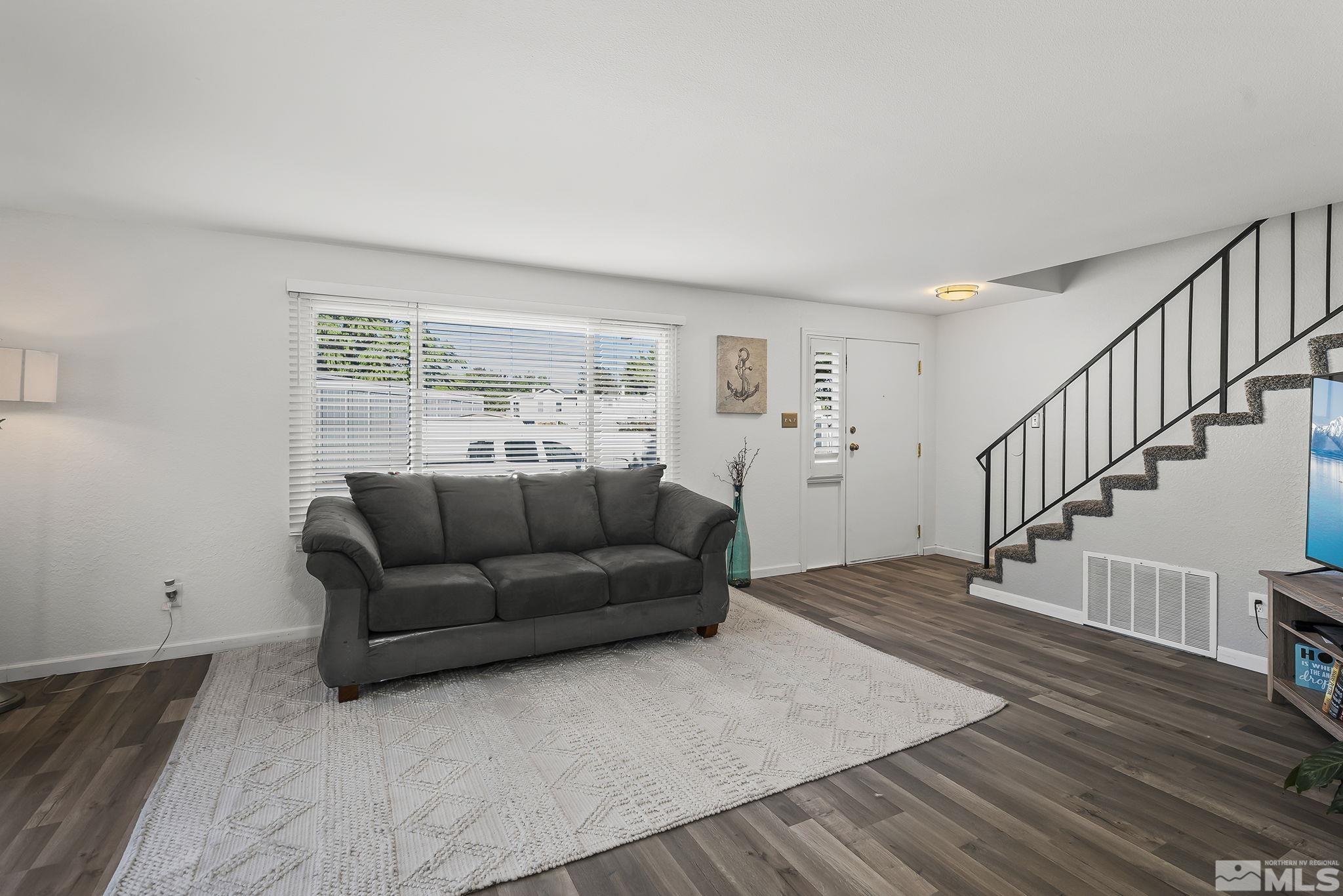 7612 Jimson Drive Reno, NV 89511 - Photo 5 of 18 Photo 5