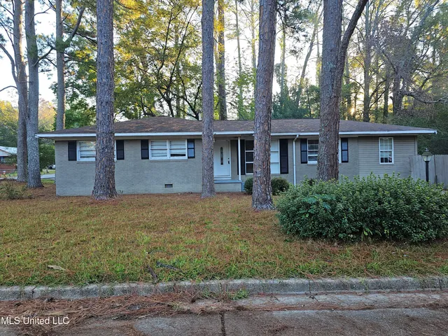 $1,225 | 3516 32nd Avenue, Meridian, MS 39305