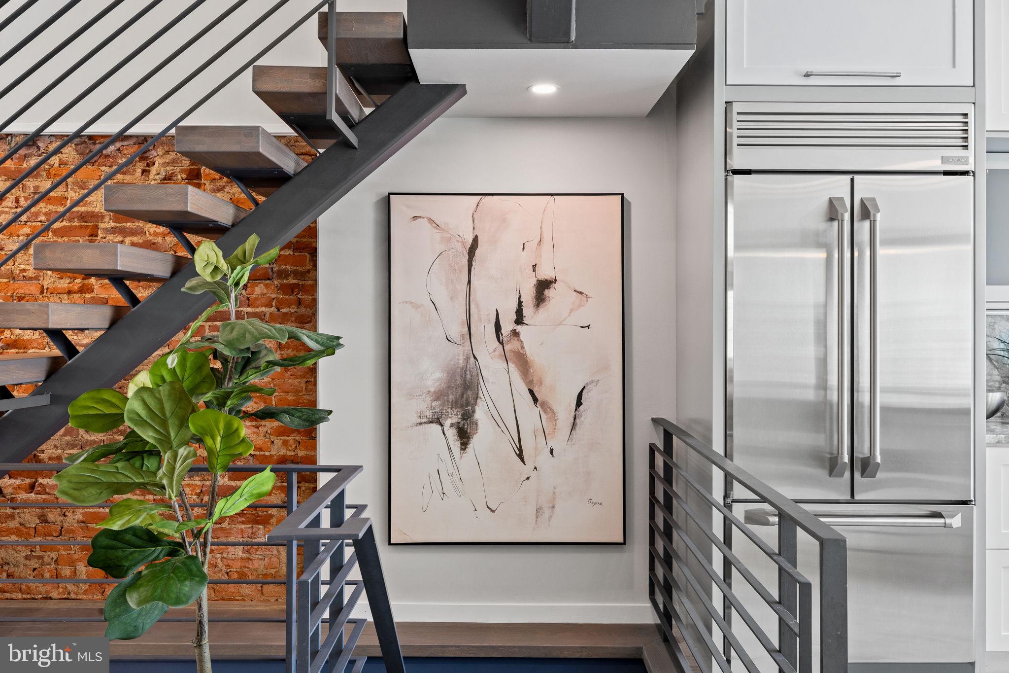 2106 Spring Street Philadelphia, PA 19103 - Photo 12 of 68