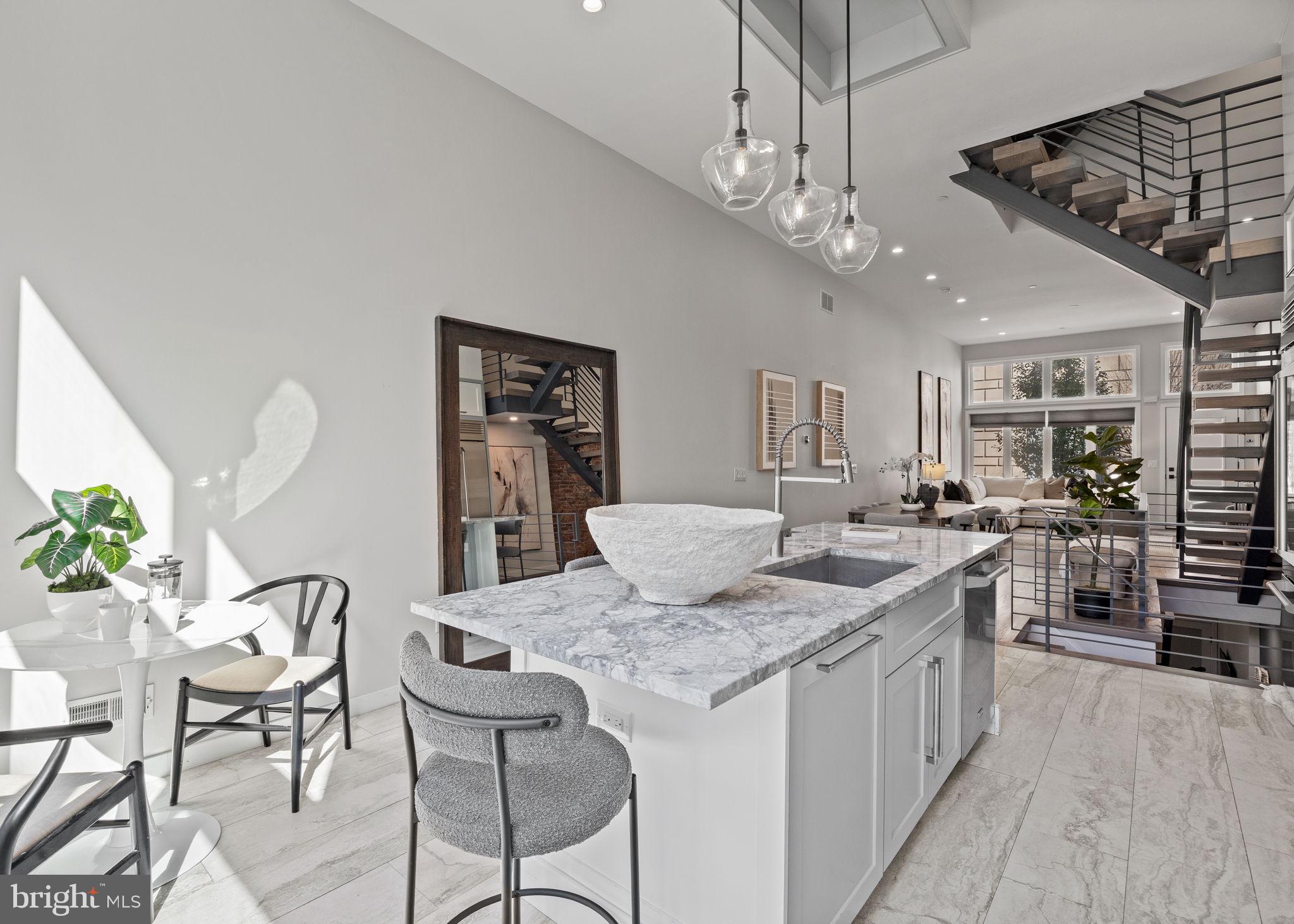 2106 Spring Street Philadelphia, PA 19103 - Photo 19 of 68