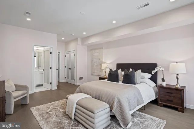 $1,799,000 | 2106 Spring Street, Philadelphia, PA 19103