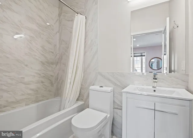 $1,799,000 | 2106 Spring Street, Philadelphia, PA 19103